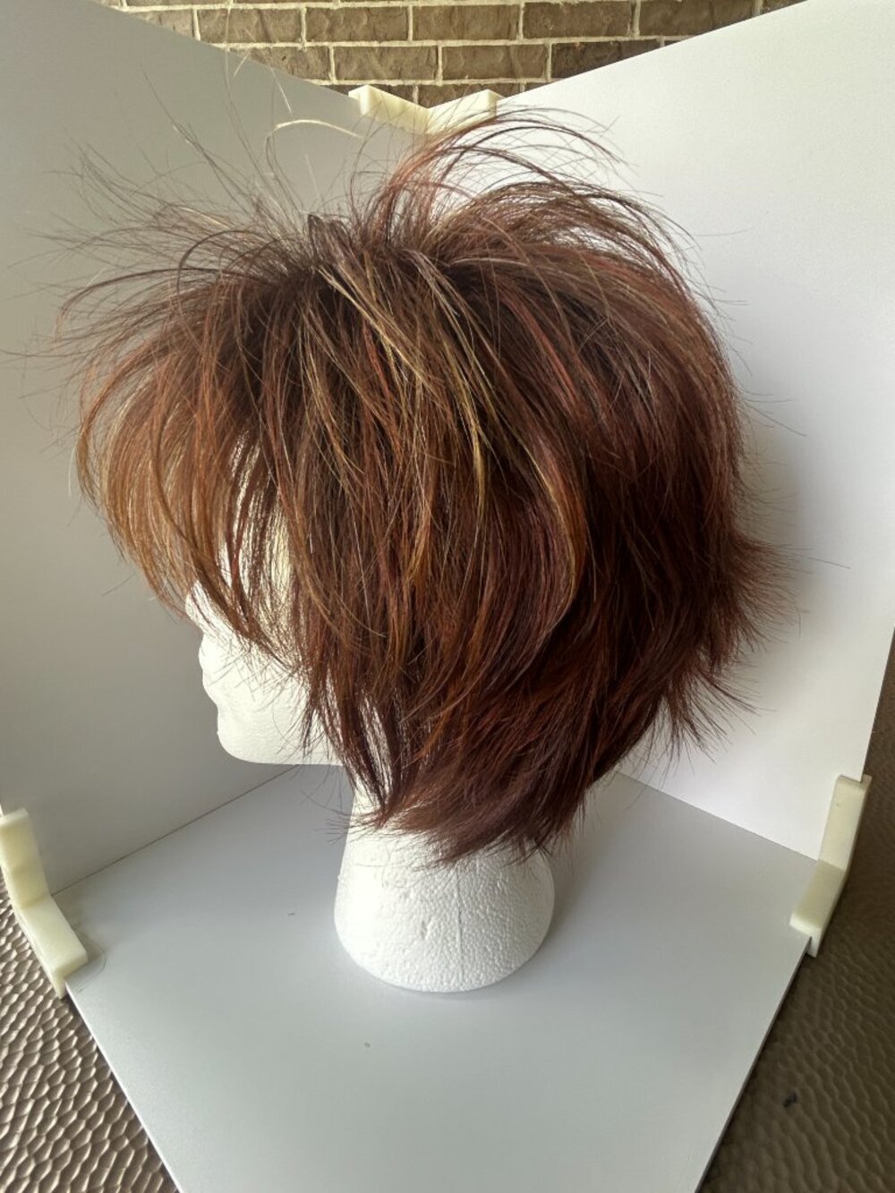 NORI by Noriko in Razberry Ice-R, Avg Cap, Synthetic Wig NWOT - Picture 2 of 7